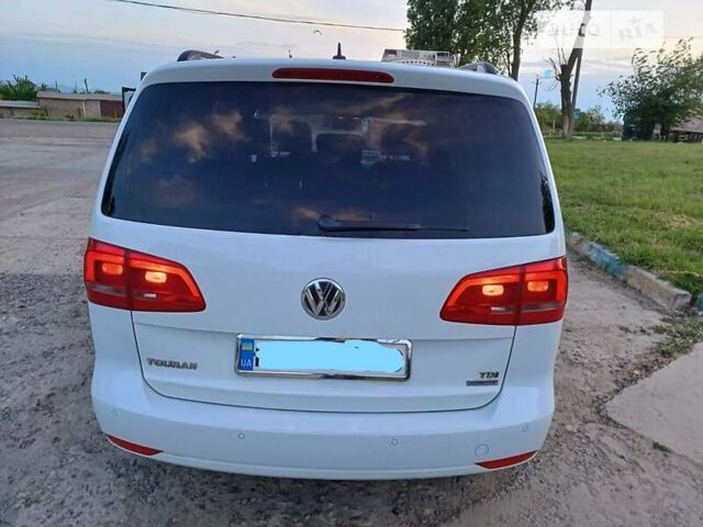 Білий Фольксваген Туран, об'ємом двигуна 1.6 л та пробігом 255 тис. км за 11000 $, фото 8 на Automoto.ua