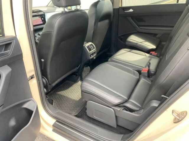 Белый Фольксваген Туран, объемом двигателя 2 л и пробегом 42 тыс. км за 11500 $, фото 10 на Automoto.ua