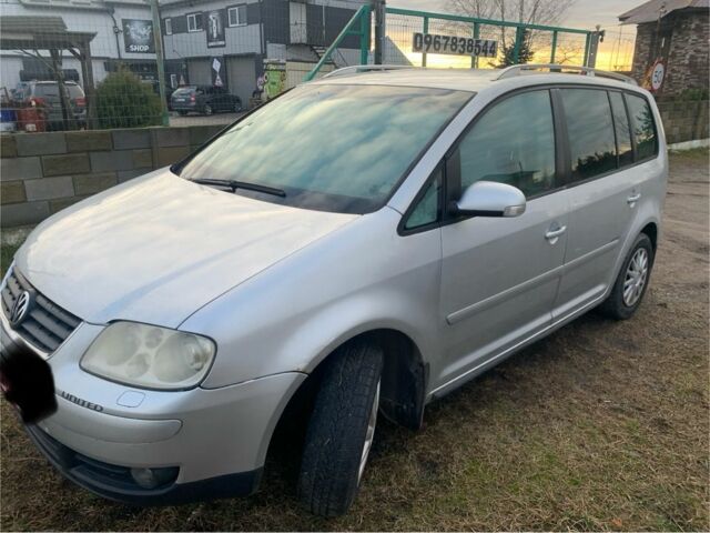 Бежевый Фольксваген Туран, объемом двигателя 1.6 л и пробегом 360 тыс. км за 2000 $, фото 1 на Automoto.ua