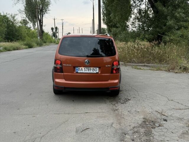 Бежевый Фольксваген Туран, объемом двигателя 1.4 л и пробегом 230 тыс. км за 5999 $, фото 5 на Automoto.ua