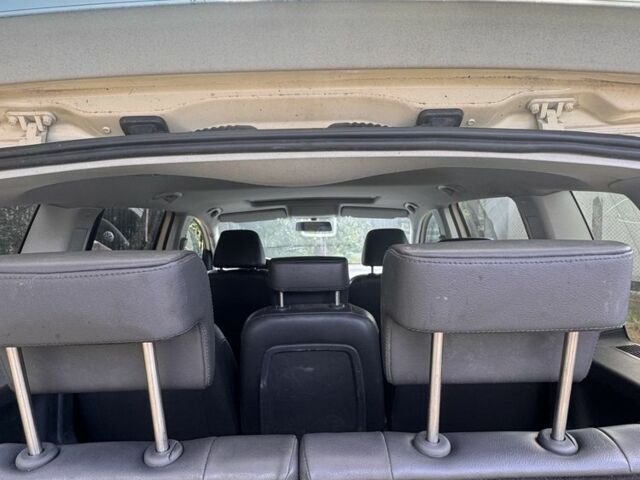 Бежевый Фольксваген Туран, объемом двигателя 1.4 л и пробегом 307 тыс. км за 6600 $, фото 4 на Automoto.ua