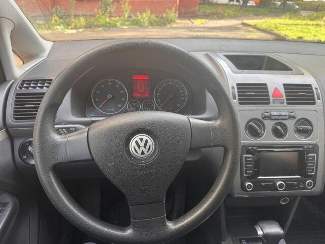 Бежевый Фольксваген Туран, объемом двигателя 1.4 л и пробегом 307 тыс. км за 6600 $, фото 7 на Automoto.ua