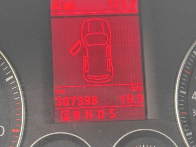 Бежевый Фольксваген Туран, объемом двигателя 1.4 л и пробегом 307 тыс. км за 6600 $, фото 5 на Automoto.ua