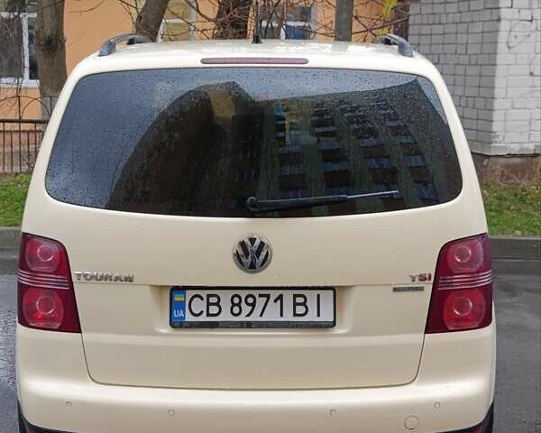 Бежевый Фольксваген Туран, объемом двигателя 1.39 л и пробегом 298 тыс. км за 8800 $, фото 5 на Automoto.ua