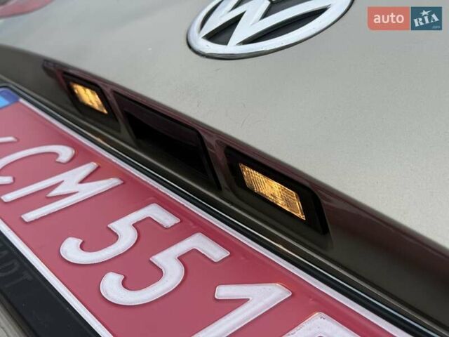 Бежевый Фольксваген Туран, объемом двигателя 1.6 л и пробегом 236 тыс. км за 11900 $, фото 14 на Automoto.ua