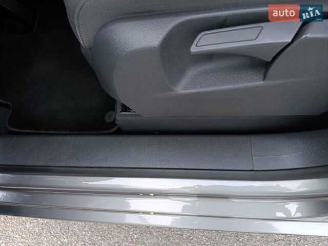 Бежевый Фольксваген Туран, объемом двигателя 1.39 л и пробегом 160 тыс. км за 12002 $, фото 32 на Automoto.ua