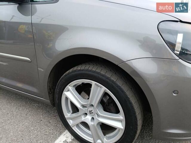 Бежевый Фольксваген Туран, объемом двигателя 1.39 л и пробегом 160 тыс. км за 12002 $, фото 14 на Automoto.ua