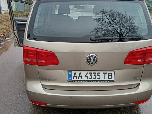 Бежевый Фольксваген Туран, объемом двигателя 1.4 л и пробегом 197 тыс. км за 7400 $, фото 7 на Automoto.ua