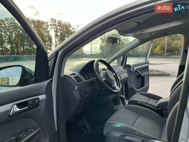 Бежевий Фольксваген Туран, об'ємом двигуна 1.4 л та пробігом 258 тис. км за 7400 $, фото 35 на Automoto.ua