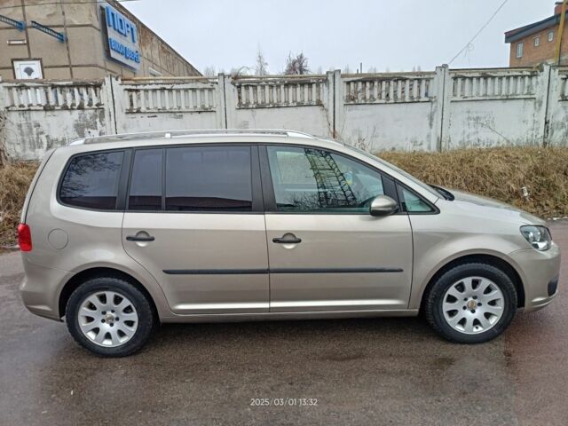 Бежевый Фольксваген Туран, объемом двигателя 1.4 л и пробегом 197 тыс. км за 7400 $, фото 5 на Automoto.ua