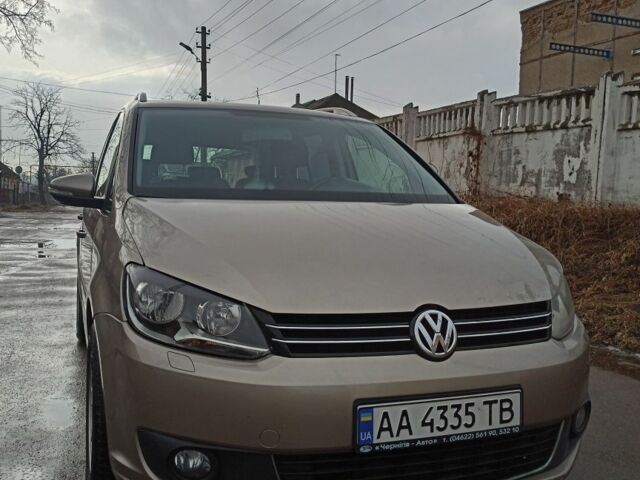 Бежевый Фольксваген Туран, объемом двигателя 1.4 л и пробегом 197 тыс. км за 7400 $, фото 3 на Automoto.ua