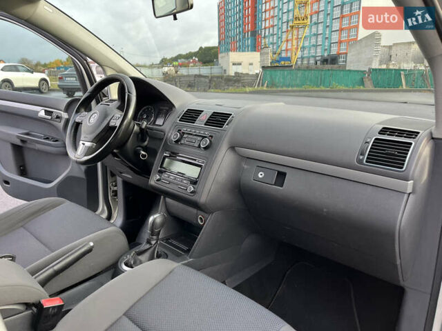 Бежевый Фольксваген Туран, объемом двигателя 1.4 л и пробегом 258 тыс. км за 7800 $, фото 32 на Automoto.ua