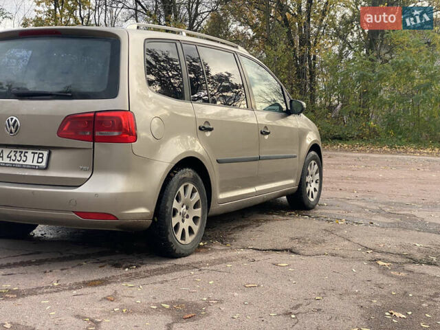 Бежевый Фольксваген Туран, объемом двигателя 1.39 л и пробегом 209 тыс. км за 7900 $, фото 6 на Automoto.ua