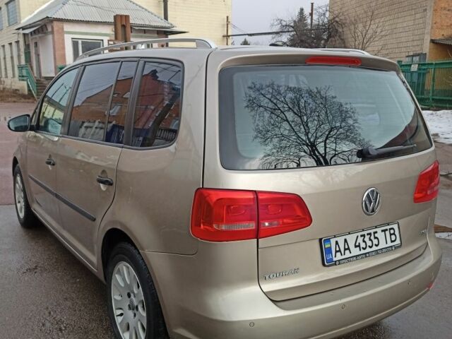 Бежевый Фольксваген Туран, объемом двигателя 1.4 л и пробегом 197 тыс. км за 7400 $, фото 18 на Automoto.ua