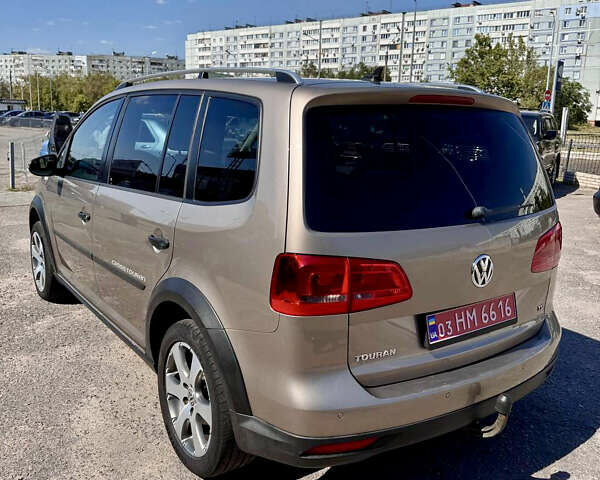 Бежевый Фольксваген Туран, объемом двигателя 1.4 л и пробегом 171 тыс. км за 11299 $, фото 5 на Automoto.ua