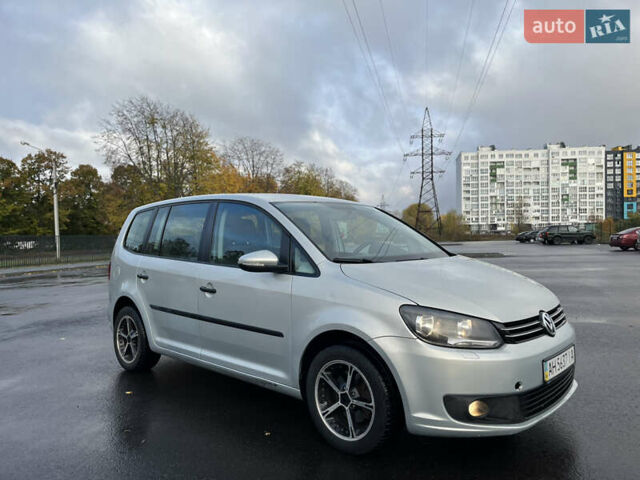 Бежевий Фольксваген Туран, об'ємом двигуна 1.4 л та пробігом 258 тис. км за 7400 $, фото 2 на Automoto.ua