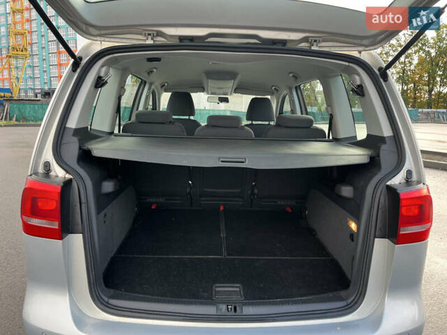 Бежевый Фольксваген Туран, объемом двигателя 1.4 л и пробегом 258 тыс. км за 7800 $, фото 27 на Automoto.ua