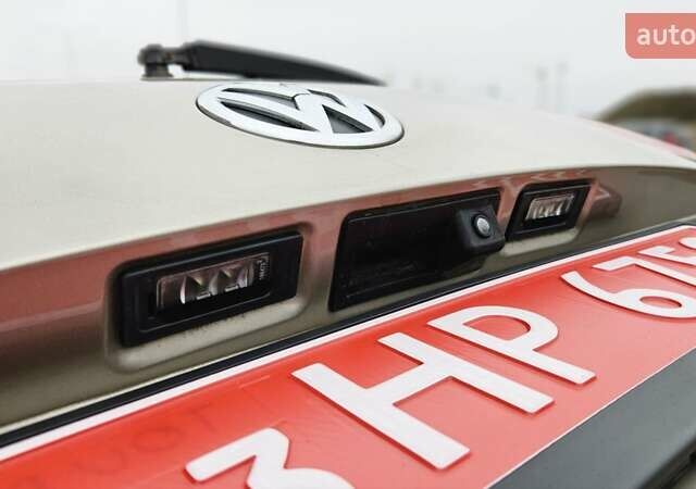 Бежевый Фольксваген Туран, объемом двигателя 2 л и пробегом 205 тыс. км за 12750 $, фото 36 на Automoto.ua