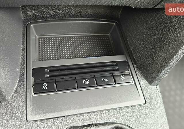 Бежевый Фольксваген Туран, объемом двигателя 2 л и пробегом 205 тыс. км за 12750 $, фото 82 на Automoto.ua