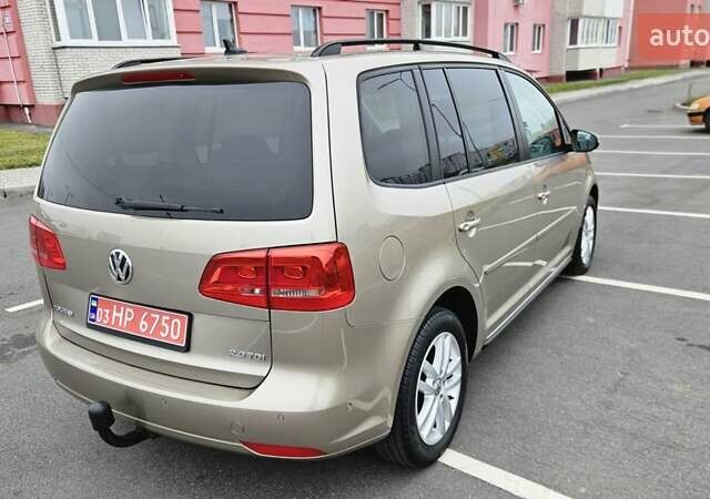 Бежевый Фольксваген Туран, объемом двигателя 2 л и пробегом 205 тыс. км за 12750 $, фото 17 на Automoto.ua