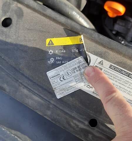 Бежевий Фольксваген Туран, об'ємом двигуна 1.6 л та пробігом 251 тис. км за 12500 $, фото 14 на Automoto.ua