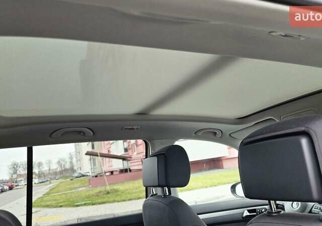 Бежевый Фольксваген Туран, объемом двигателя 2 л и пробегом 205 тыс. км за 12750 $, фото 50 на Automoto.ua