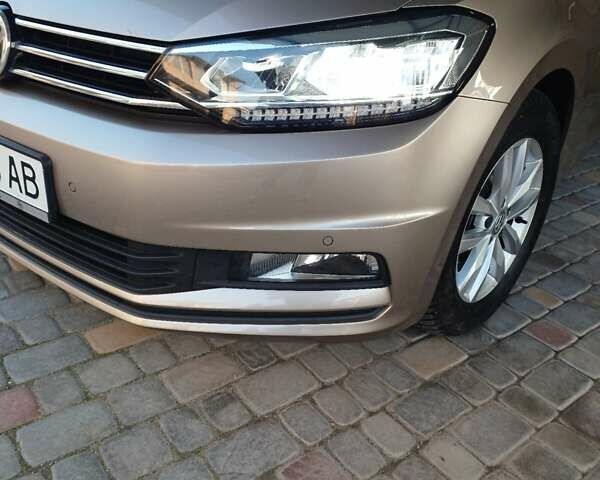 Бежевий Фольксваген Туран, об'ємом двигуна 2 л та пробігом 276 тис. км за 18300 $, фото 16 на Automoto.ua