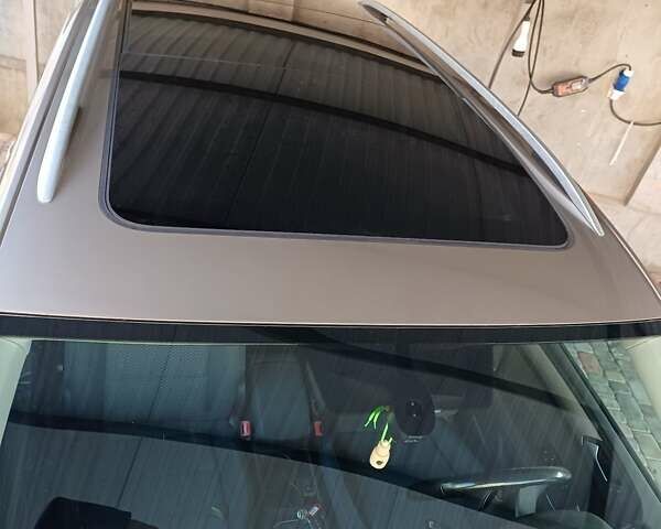 Бежевий Фольксваген Туран, об'ємом двигуна 2 л та пробігом 276 тис. км за 18300 $, фото 15 на Automoto.ua