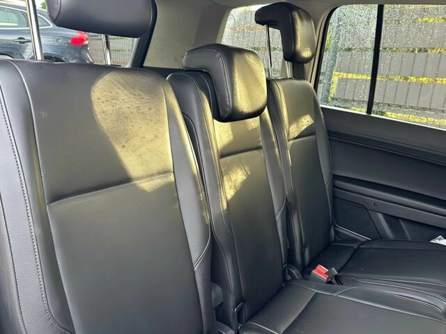 Бежевый Фольксваген Туран, объемом двигателя 2 л и пробегом 46 тыс. км за 10000 $, фото 9 на Automoto.ua