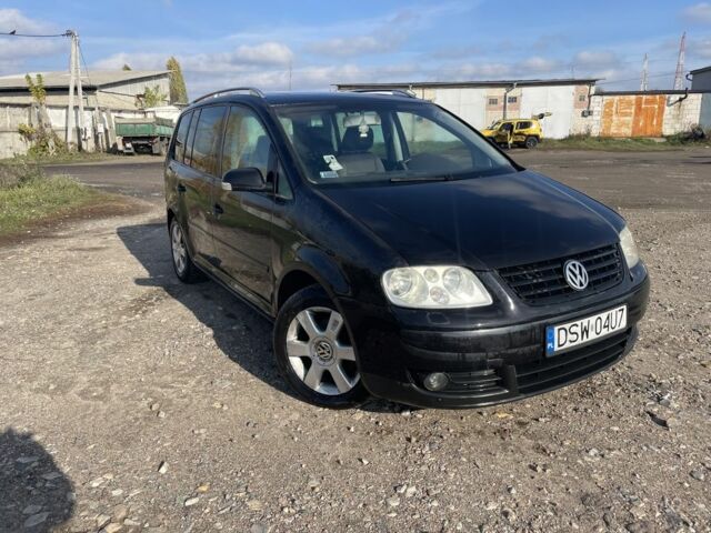 Черный Фольксваген Туран, объемом двигателя 2 л и пробегом 250 тыс. км за 2500 $, фото 3 на Automoto.ua