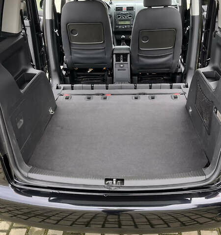 Чорний Фольксваген Туран, об'ємом двигуна 1.6 л та пробігом 222 тис. км за 7000 $, фото 15 на Automoto.ua