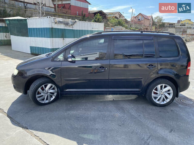 Чорний Фольксваген Туран, об'ємом двигуна 1.9 л та пробігом 340 тис. км за 6999 $, фото 7 на Automoto.ua