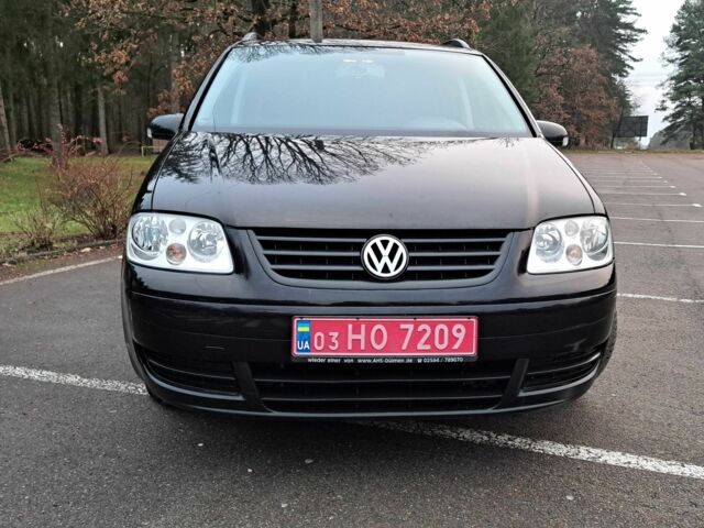 Чорний Фольксваген Туран, об'ємом двигуна 1.6 л та пробігом 240 тис. км за 5700 $, фото 2 на Automoto.ua