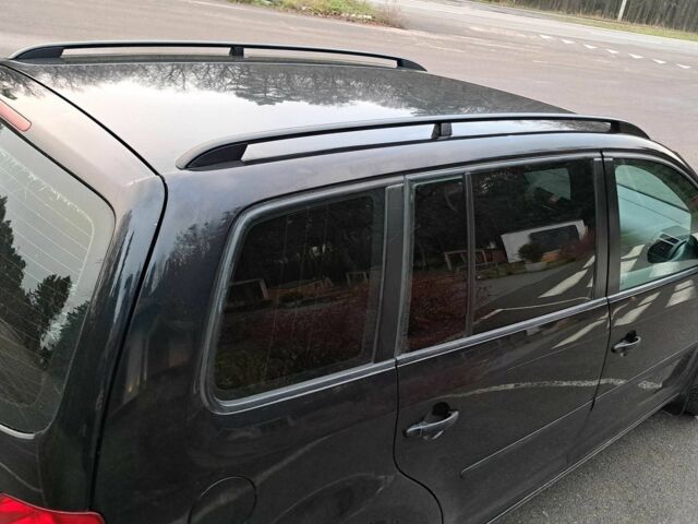 Чорний Фольксваген Туран, об'ємом двигуна 1.6 л та пробігом 240 тис. км за 5700 $, фото 4 на Automoto.ua