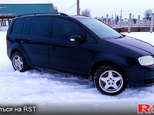 Черный Фольксваген Туран, объемом двигателя 1.6 л и пробегом 0 тыс. км за 4999 $, фото 1 на Automoto.ua