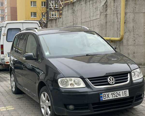 Чорний Фольксваген Туран, об'ємом двигуна 1.97 л та пробігом 240 тис. км за 4900 $, фото 2 на Automoto.ua