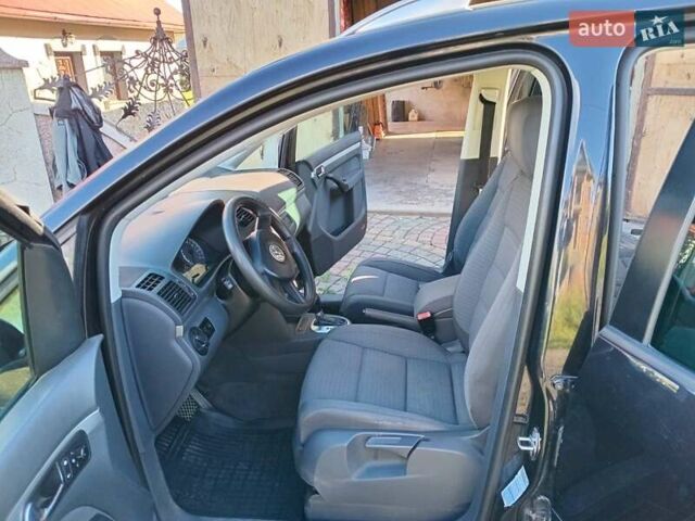 Черный Фольксваген Туран, объемом двигателя 1.6 л и пробегом 309 тыс. км за 5900 $, фото 11 на Automoto.ua