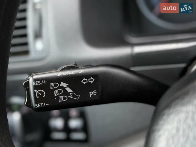 Чорний Фольксваген Туран, об'ємом двигуна 1.6 л та пробігом 229 тис. км за 5250 $, фото 63 на Automoto.ua