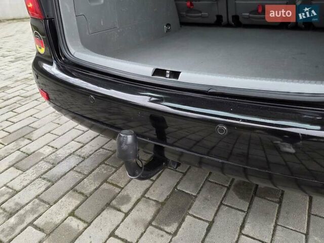 Черный Фольксваген Туран, объемом двигателя 1.6 л и пробегом 219 тыс. км за 5399 $, фото 29 на Automoto.ua