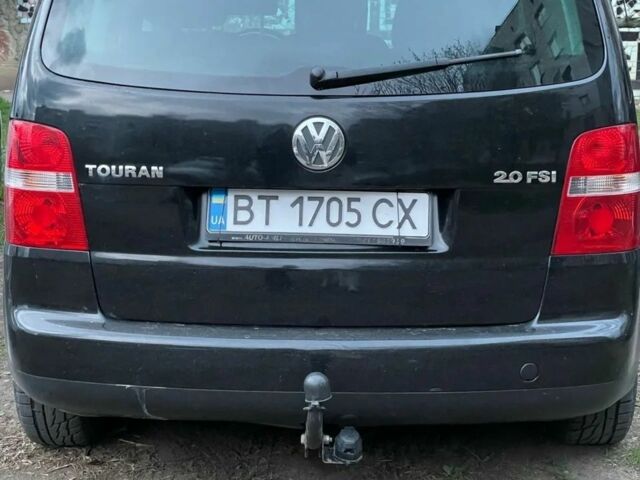 Фольксваген Туран 2005 в Николаеве на Automoto.ua Черный Фольксваген Туран, объемом двигателя 2 л и пробегом 280 тыс. км за 6400 $, фото 3 на Automoto.ua