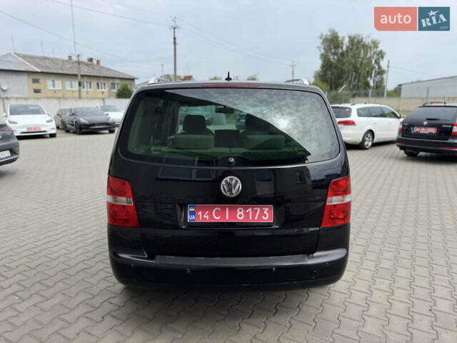 Черный Фольксваген Туран, объемом двигателя 1.98 л и пробегом 188 тыс. км за 4600 $, фото 12 на Automoto.ua