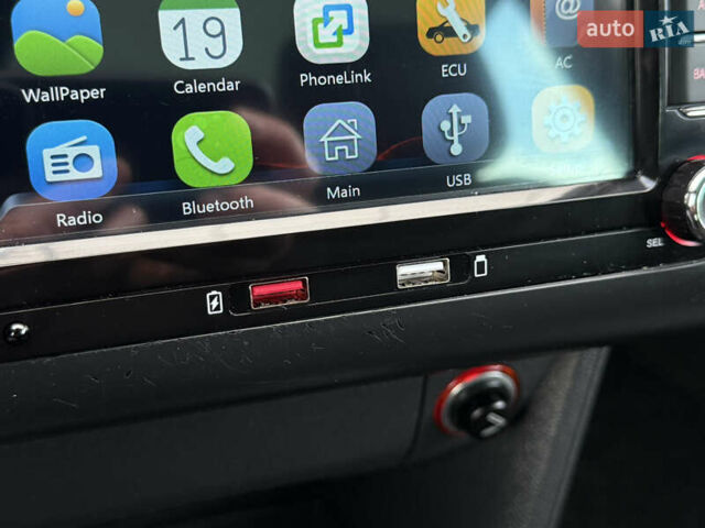 Чорний Фольксваген Туран, об'ємом двигуна 1.6 л та пробігом 229 тис. км за 5250 $, фото 65 на Automoto.ua