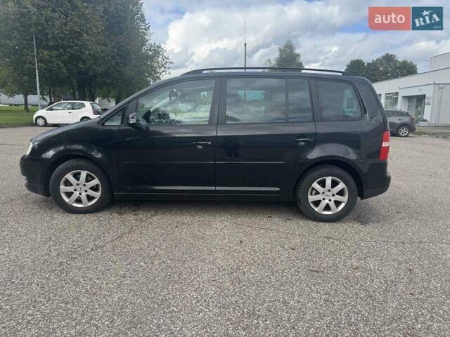 Фольксваген Туран 2005 в Житомире на Automoto.ua Черный Фольксваген Туран, объемом двигателя 1.6 л и пробегом 186 тыс. км за 6950 $, фото 4 на Automoto.ua