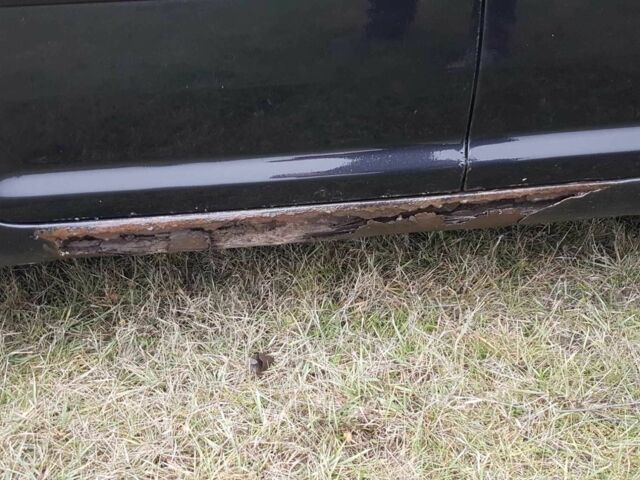 Черный Фольксваген Туран, объемом двигателя 2 л и пробегом 224 тыс. км за 4500 $, фото 6 на Automoto.ua