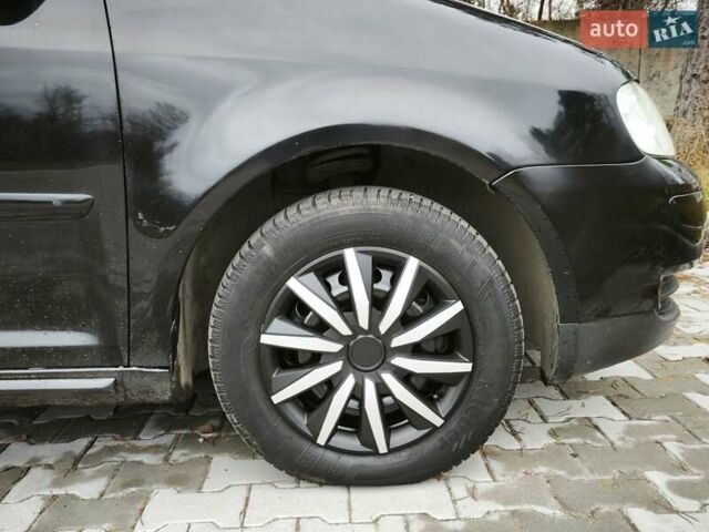 Черный Фольксваген Туран, объемом двигателя 2 л и пробегом 321 тыс. км за 5500 $, фото 12 на Automoto.ua