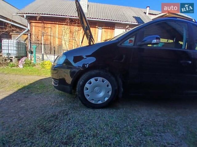 Фольксваген Туран 2005 в Долине на Automoto.ua Черный Фольксваген Туран, объемом двигателя 1.9 л и пробегом 419 тыс. км за 4700 $, фото 1 на Automoto.ua