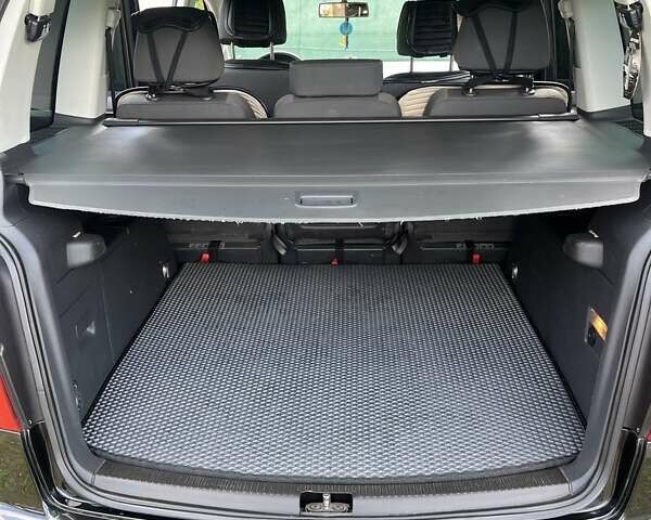 Чорний Фольксваген Туран, об'ємом двигуна 1.6 л та пробігом 216 тис. км за 6500 $, фото 26 на Automoto.ua