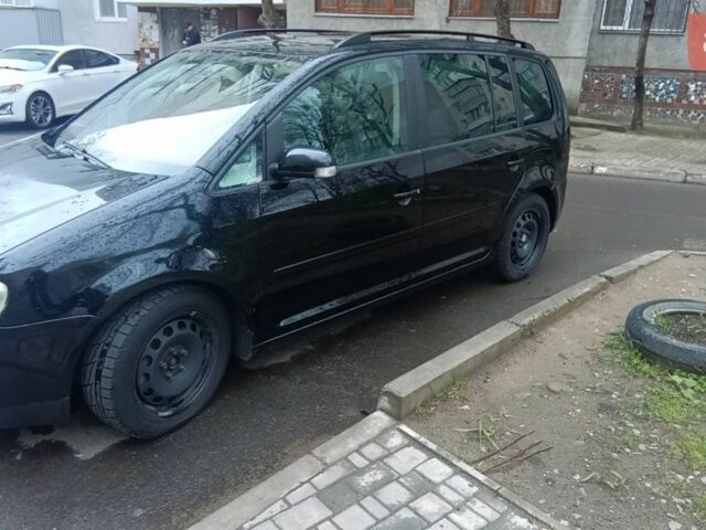 Фольксваген Туран 2005 в Николаеве на Automoto.ua Черный Фольксваген Туран, объемом двигателя 2 л и пробегом 280 тыс. км за 6400 $, фото 6 на Automoto.ua