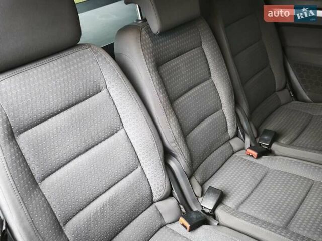 Черный Фольксваген Туран, объемом двигателя 2 л и пробегом 321 тыс. км за 5500 $, фото 30 на Automoto.ua