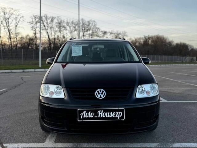 Чорний Фольксваген Туран, об'ємом двигуна 0 л та пробігом 212 тис. км за 6300 $, фото 2 на Automoto.ua